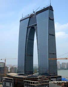 人社部回应公务员与事业单位人员工资调整 积极稳妥推进收入分配改革